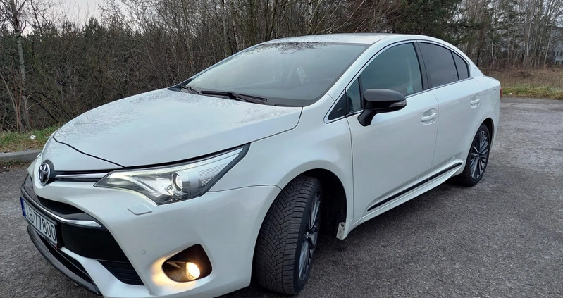 Toyota Avensis cena 82900 przebieg: 54650, rok produkcji 2018 z Lubartów małe 154